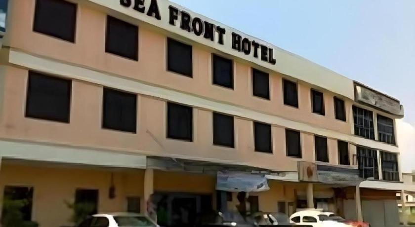 Sea Front Hotel Port Dickson Exterior photo