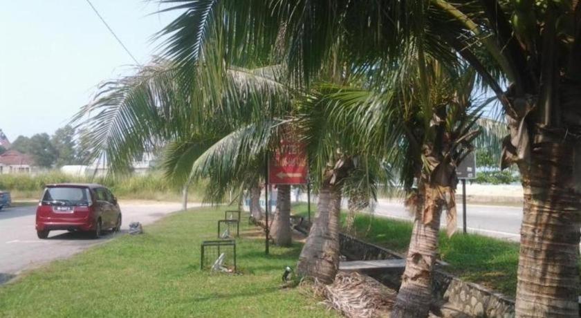 Sea Front Hotel Port Dickson Exterior photo